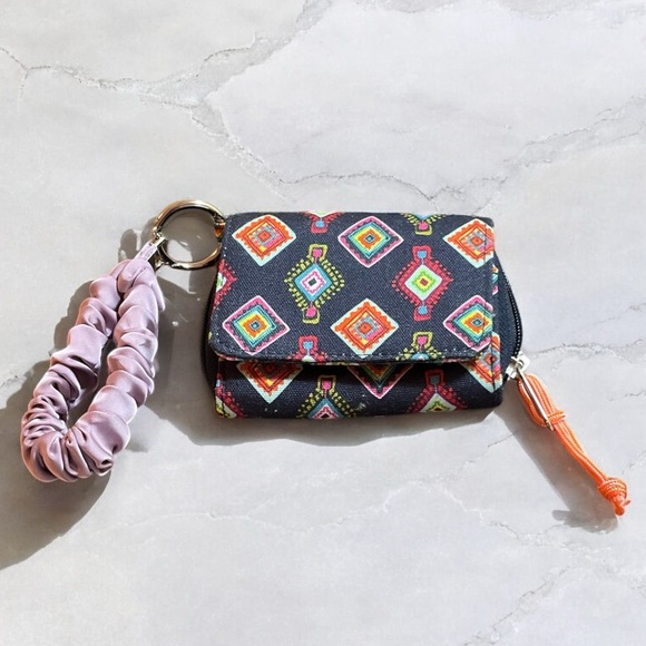 Vera Bradley Mini Medallions RFID Card Case Wristlet - Picture 1 of 7